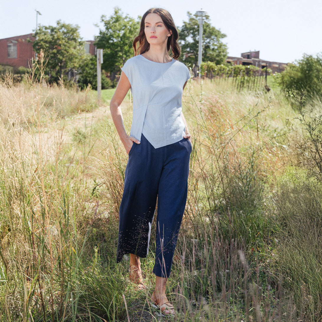 Soft Cotton - Pleated Wide Leg Ankle Pant - Navy - Final Sale | Clara Sunwoo