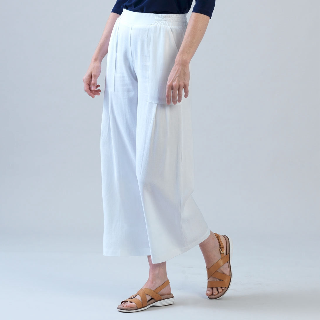 Soft Cotton - Pleated Wide Leg Ankle Pant - White - Final Sale | Clara Sunwoo