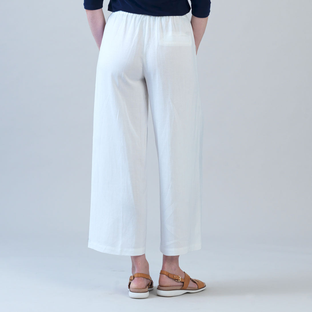 Soft Cotton - Pleated Wide Leg Ankle Pant - White - Final Sale | Clara Sunwoo