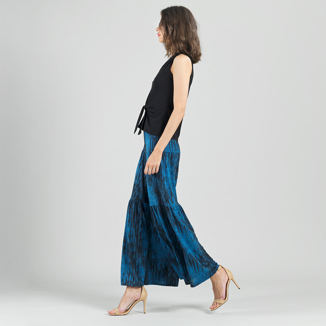 Sleeveless V-Neck Center Front Tie Top - Black | Clara Sunwoo