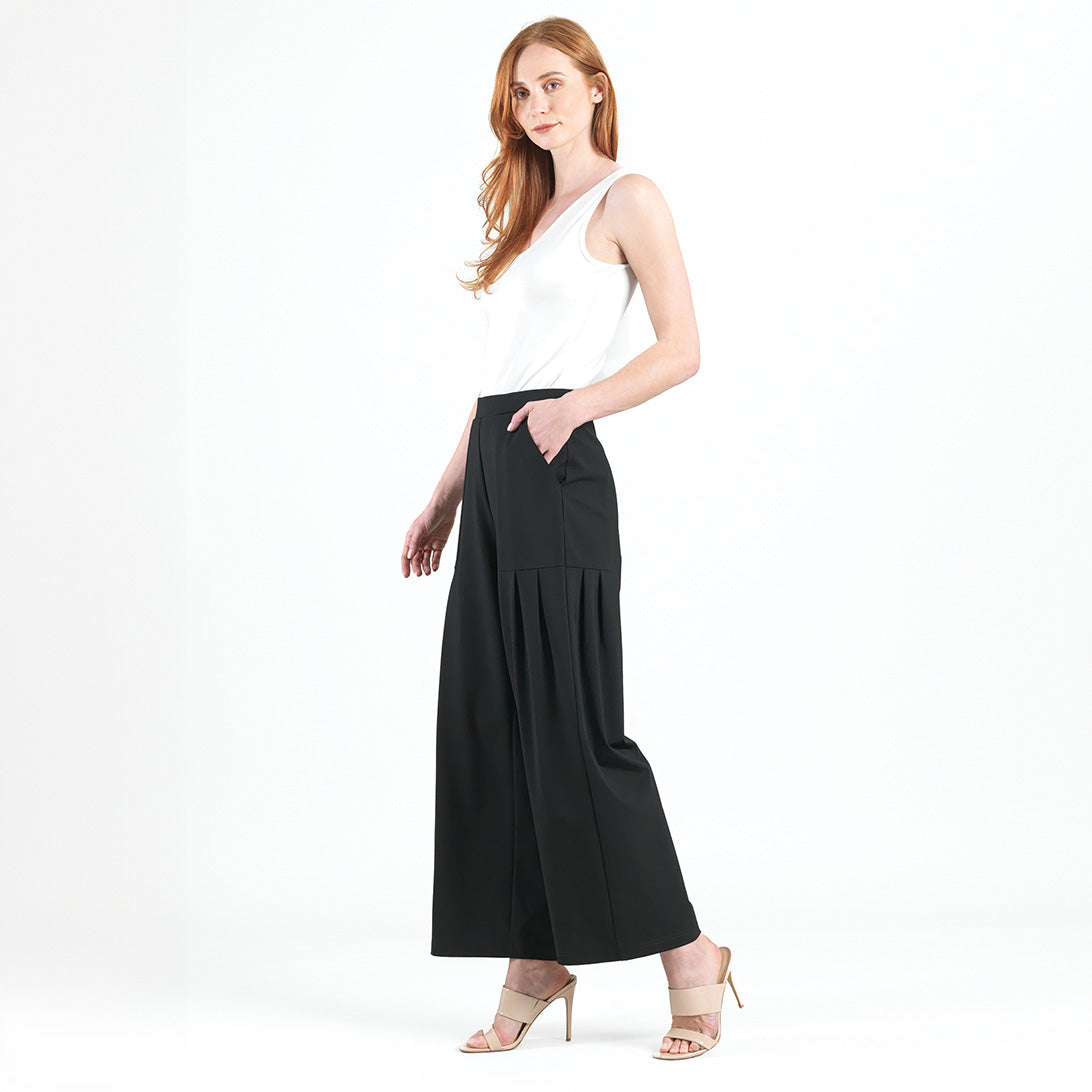 Rayon-Ponte Knit - Pleated Wide Leg Pocket Pant - Black | Clara Sunwoo