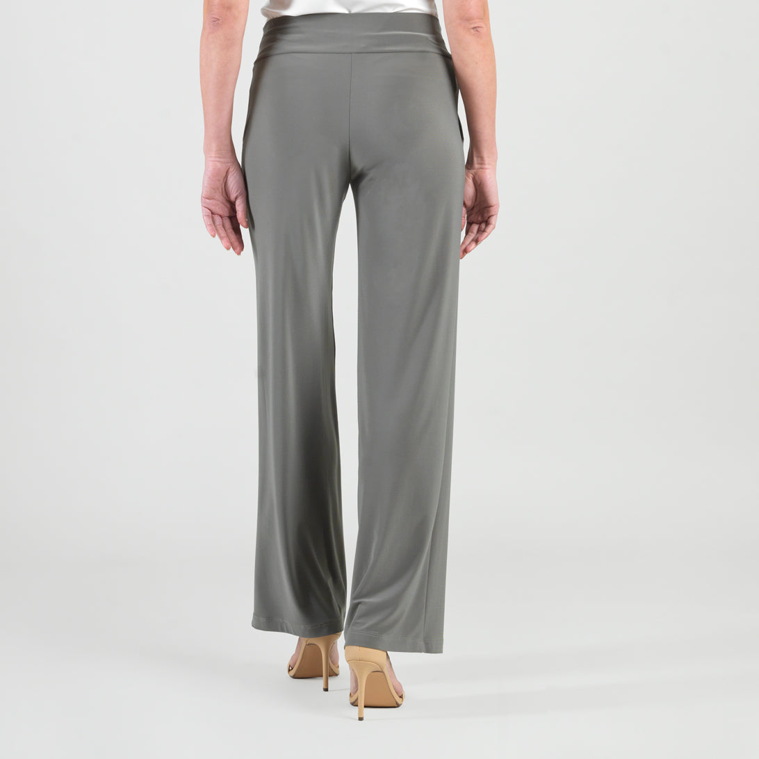 Signature Wide Leg Pocket Pant - Olive | Clara Sunwoo