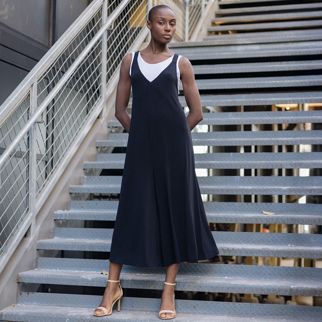 V-Neck Cross Back Jumpsuit - Black - Final Sale | Clara Sunwoo