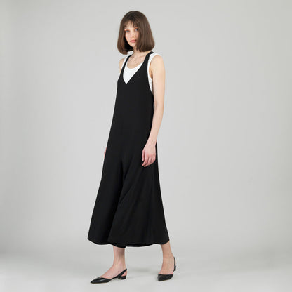 V-Neck Cross Back Jumpsuit - Black - Final Sale | Clara Sunwoo