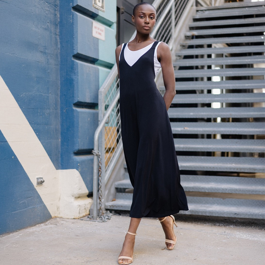 V-Neck Cross Back Jumpsuit - Black - Final Sale | Clara Sunwoo