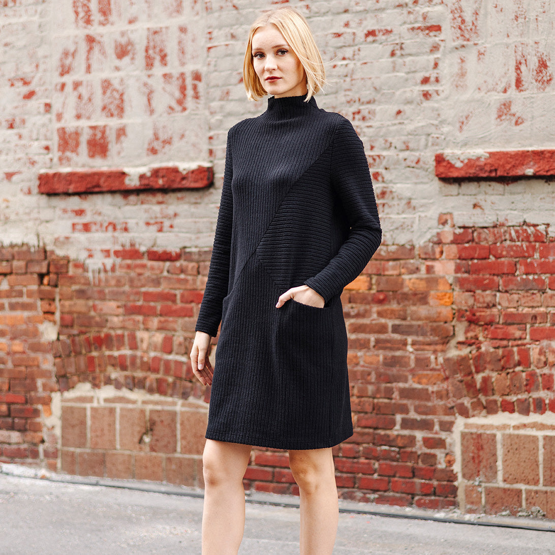 Chunky Ribbed - Tunic Pocket Sweater Dress - Black - Final Sale! | Clara Sunwoo
