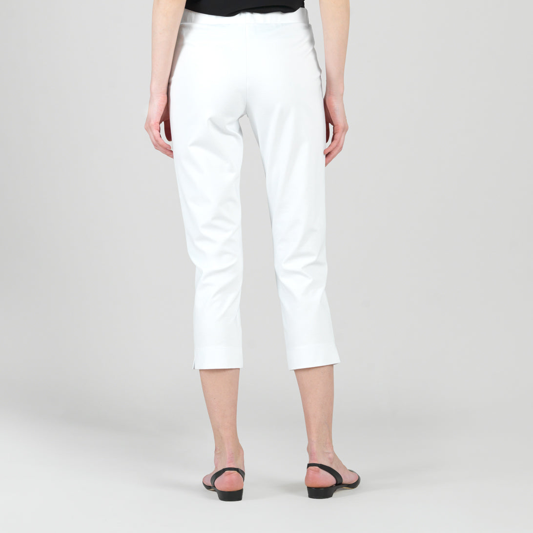 Rayon-Ponte Knit - Pull-On Pocket Capri - White - Final Sale | Clara Sunwoo