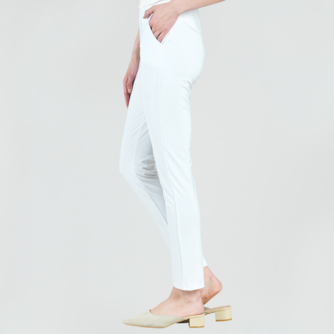 Medium Knit - Straight Leg Pocket Pant - White - Final Sale | Clara Sunwoo
